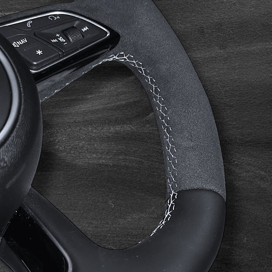 Audi S-Line B9 Nappaskinn / Alcantara Ratt m/ Hvite Detaljer