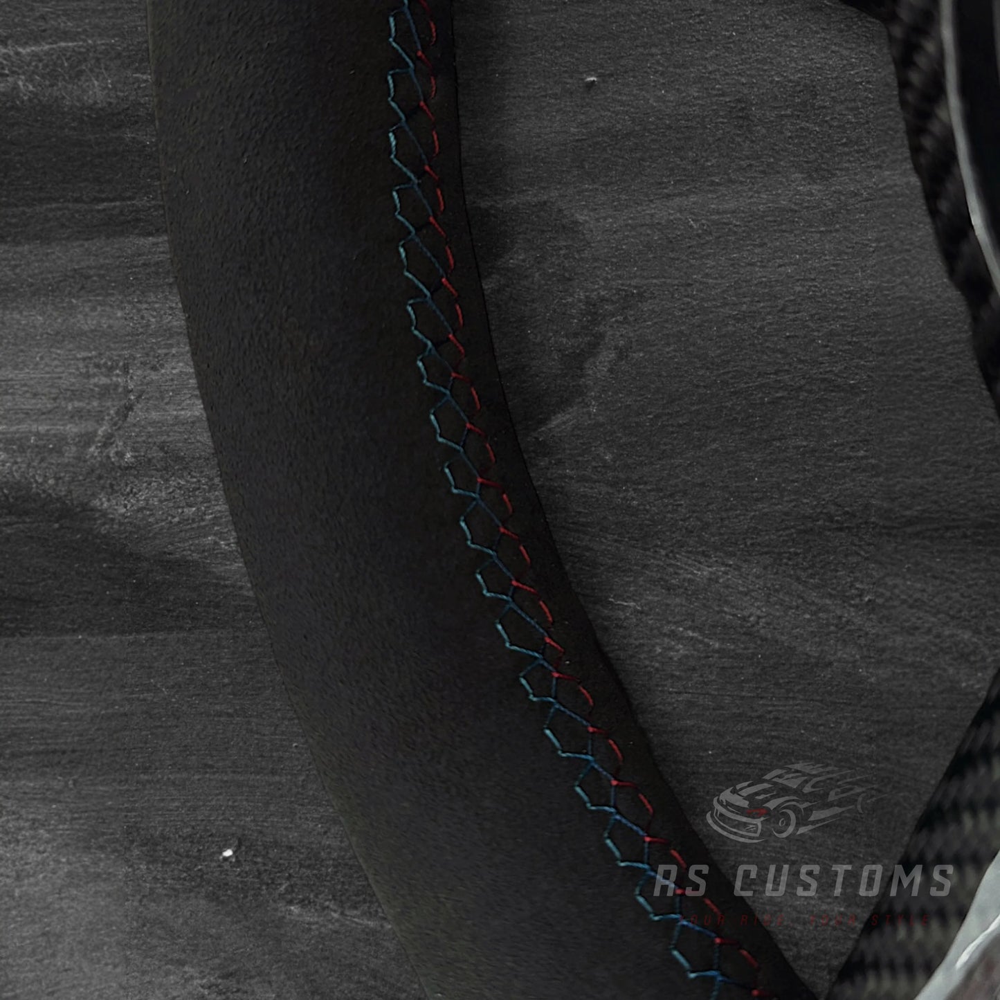 BMW F-Serie CS-Style Alcantara Ratt m/ Rød CS Stripe Karbon Deksel og M-Sømmer