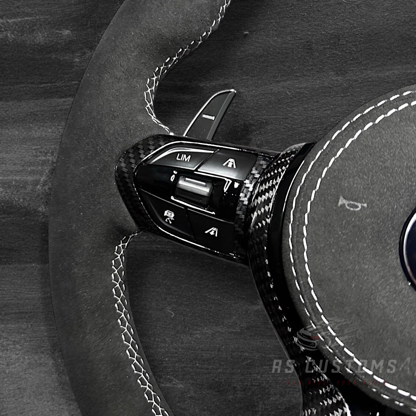 BMW F-Serie Ratt - Alcantara m/ Carbon Deksel & Alcantara Airbag