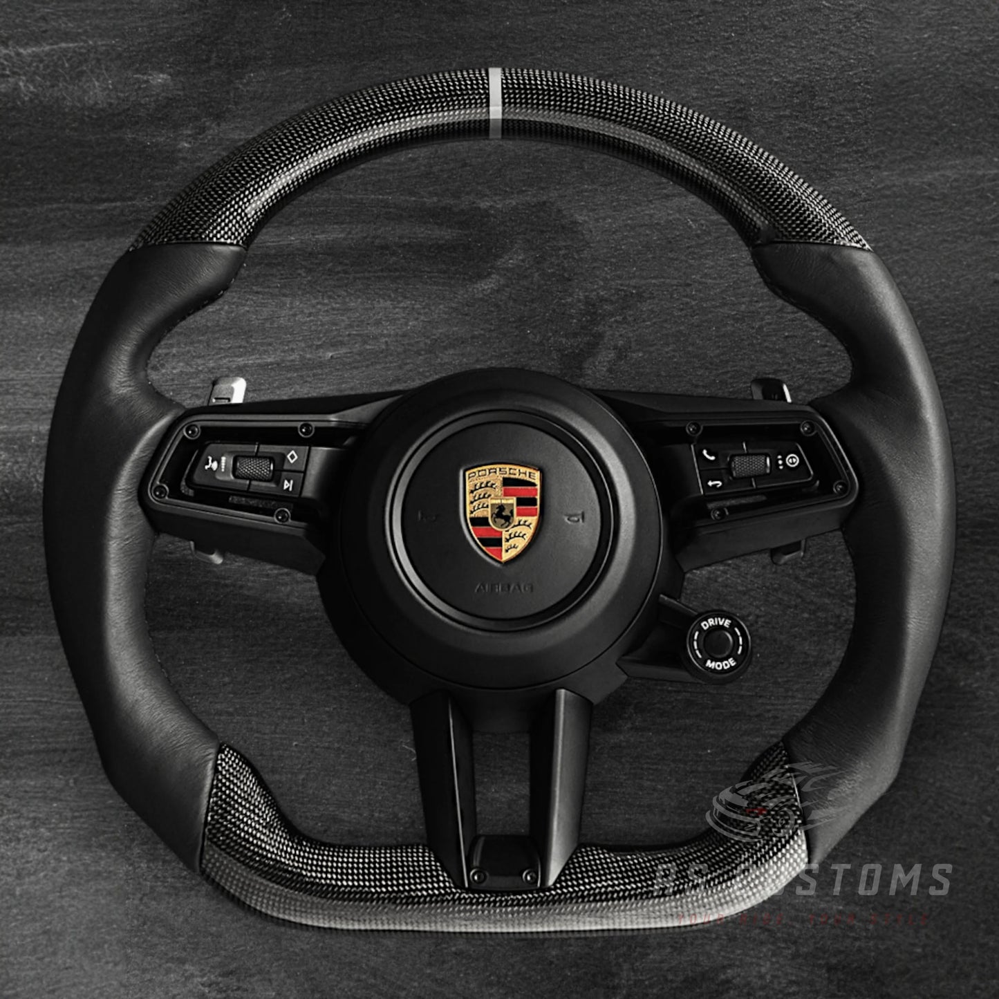 Porsche 2020-2025 Ratt – Plain Carbon Fiber / Skinn