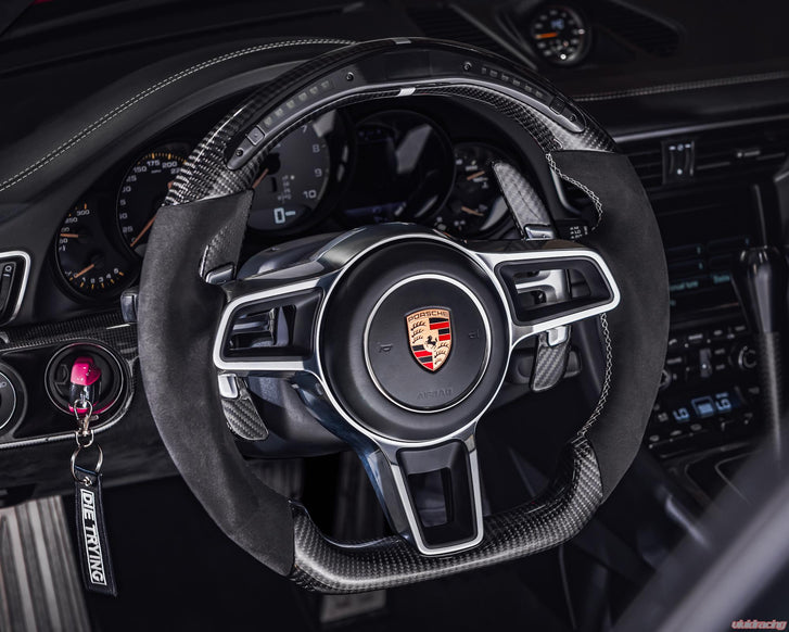 PORSCHE