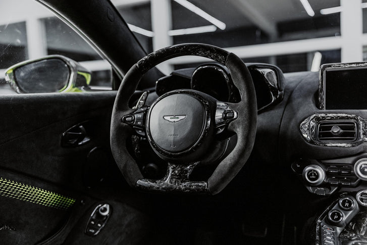 ASTON MARTIN