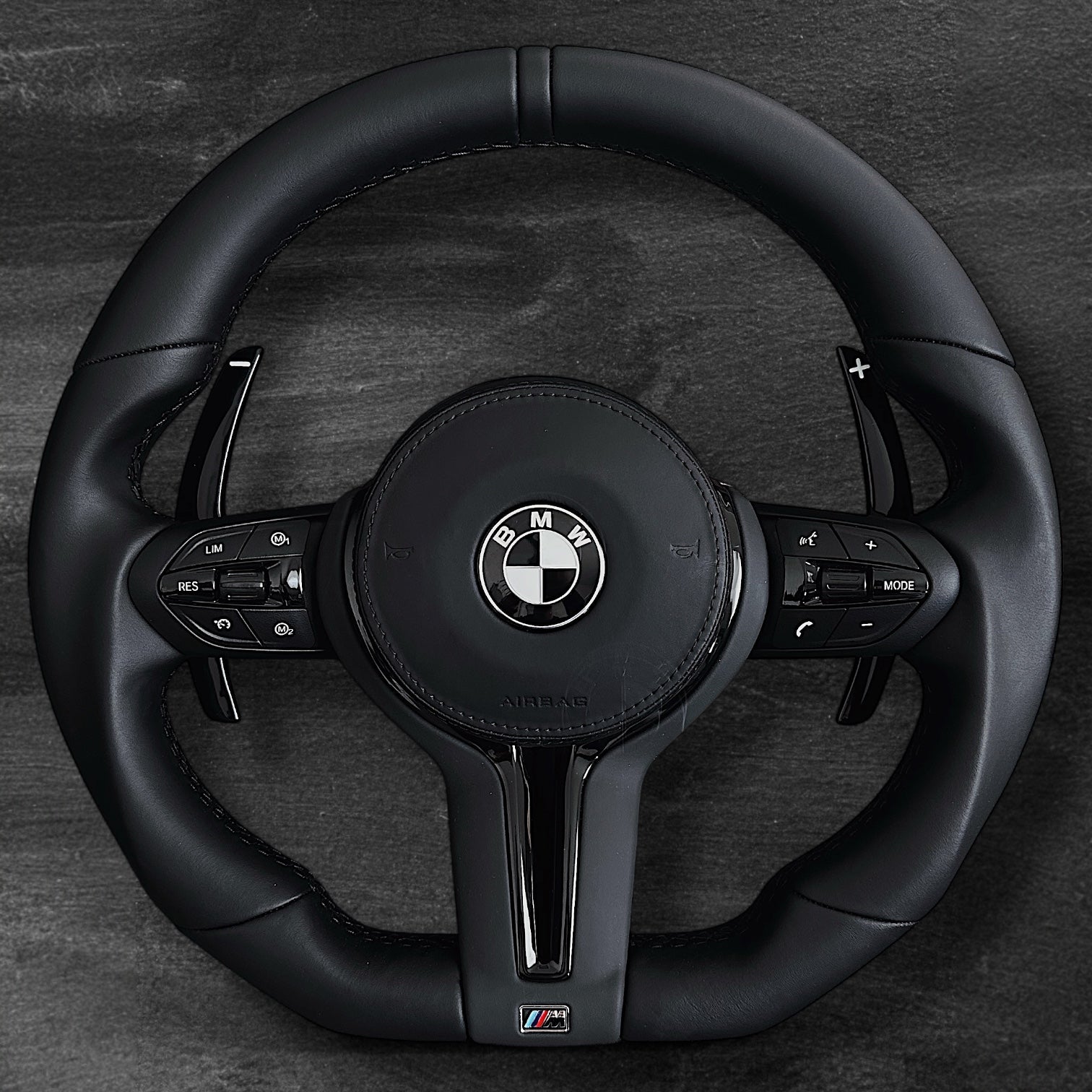 BMW F-Serie Skinn Ratt m/ Hel-Sorte Detaljer