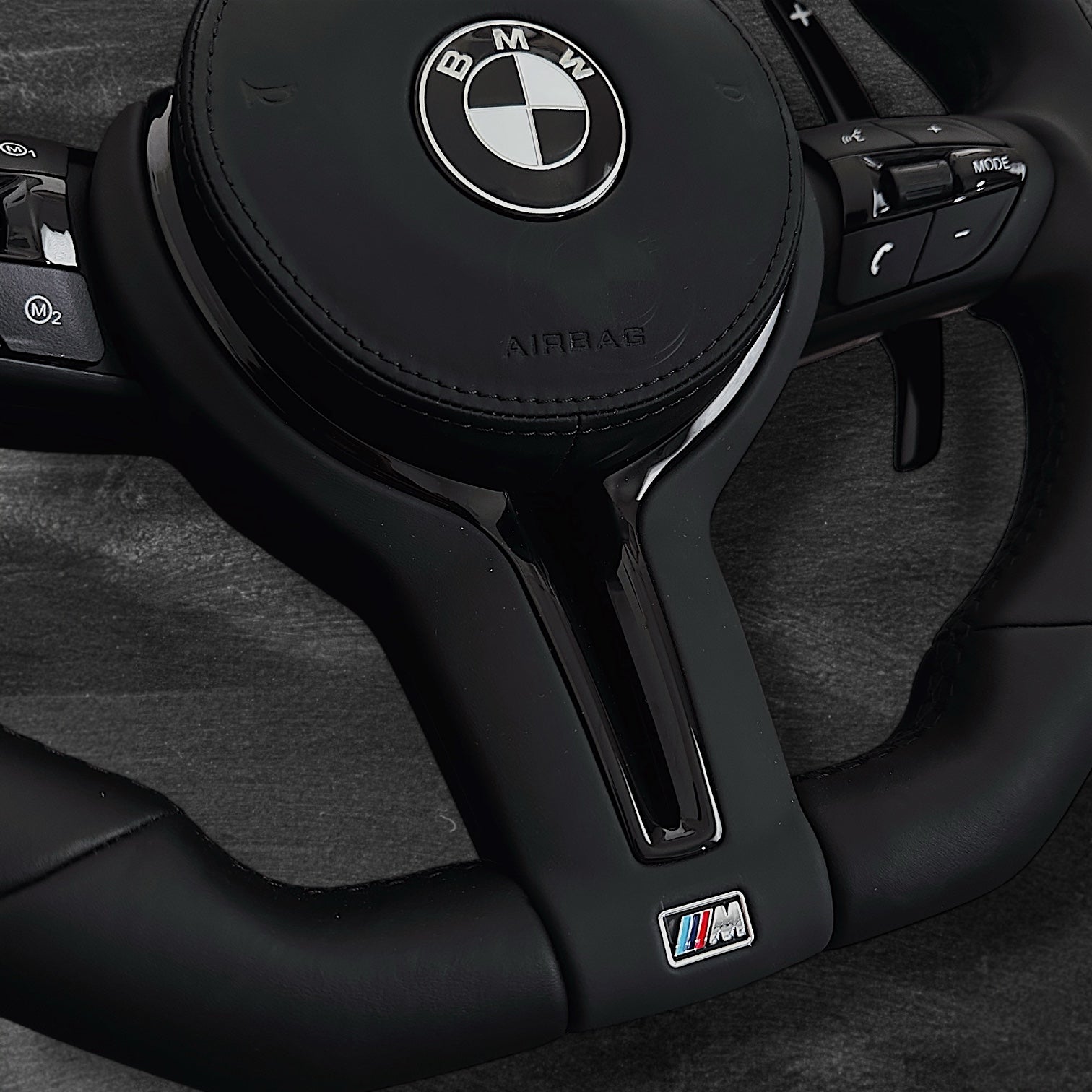 BMW F-Serie Skinn Ratt m/ Hel-Sorte Detaljer