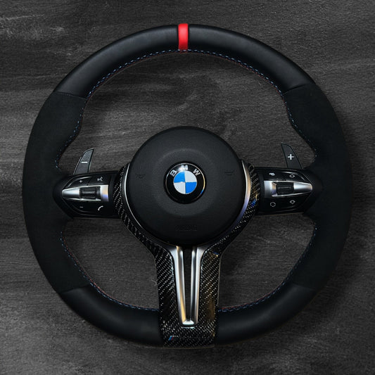 BMW F-Serie Skinn & Alcantara Ratt med Carbon Deksel