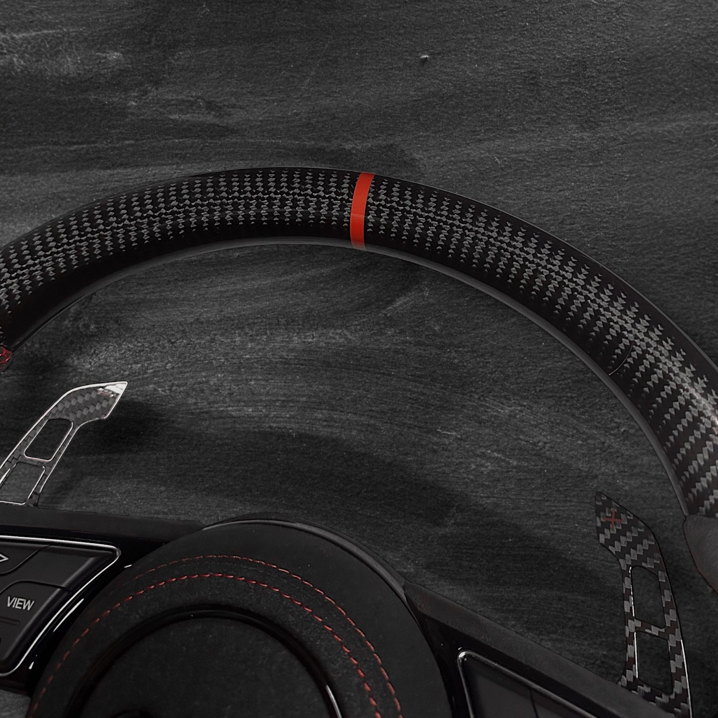 Audi RS B9 Carbon/Alcantara ratt m/ Rød Detaljer