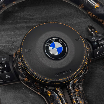 BMW F-Serie Ratt - Forged Carbon med rød flak & Alcantara m/ LED Display