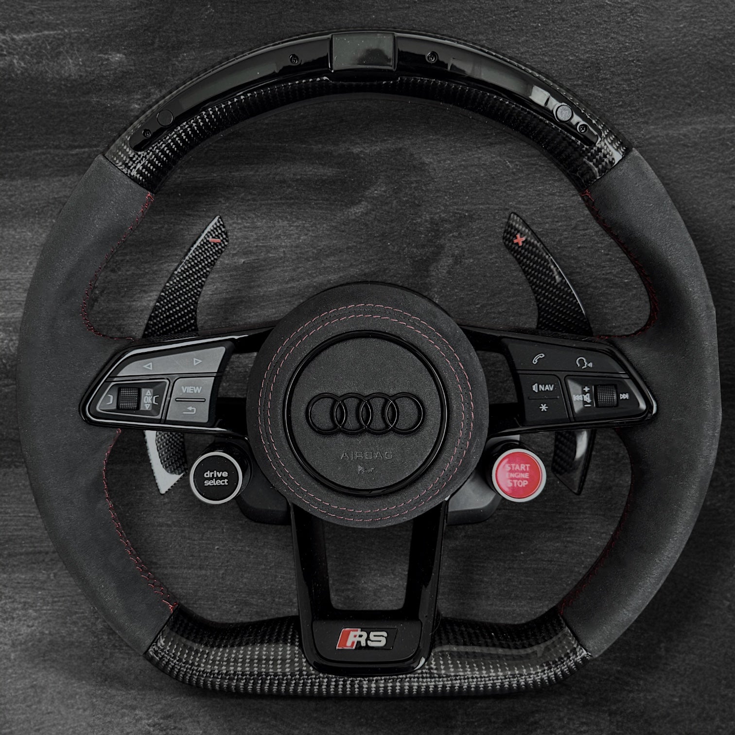 Audi R8 Carbon/Alcantara Ratt m/ RPM Skjerm & Ekstra Knapper