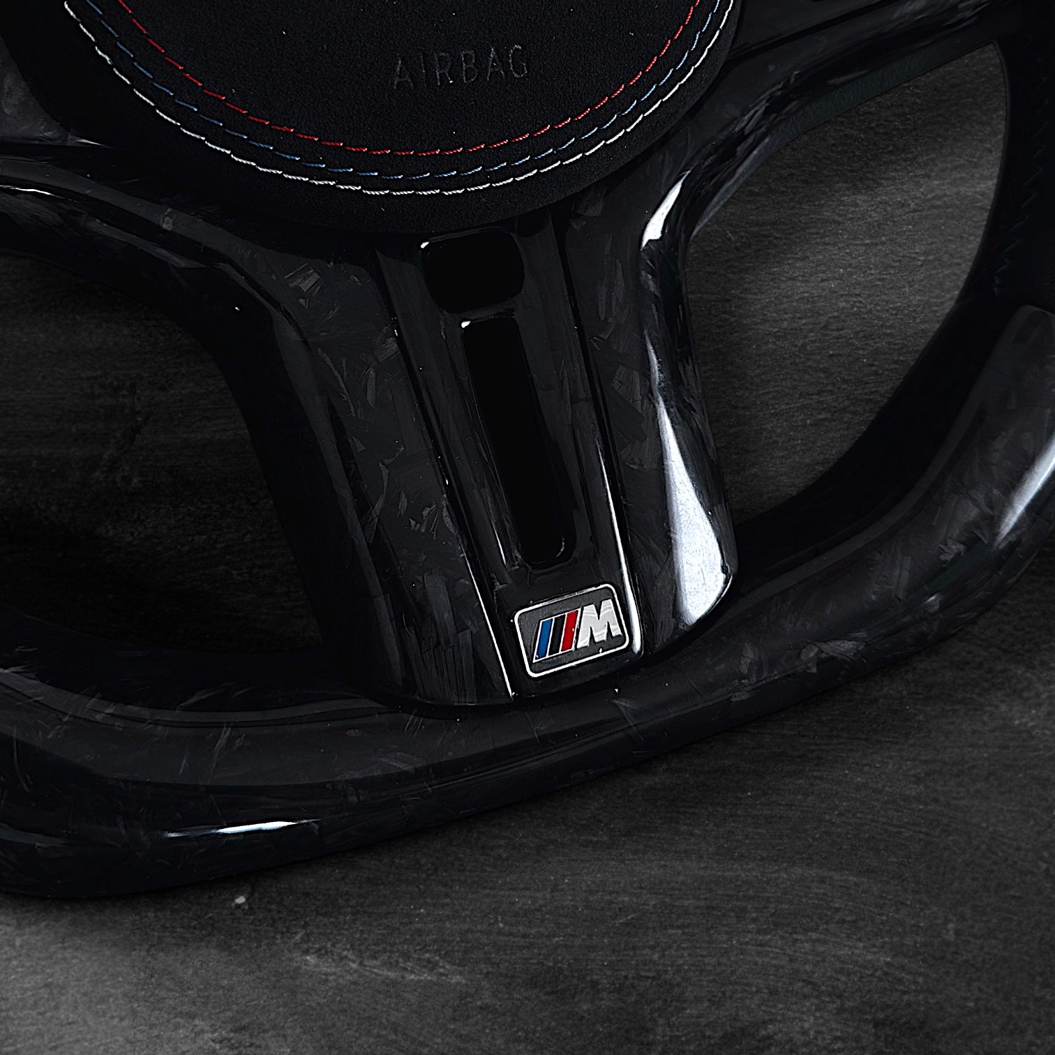 BMW G-Serie Forged Carbon / Alcantara Ratt m/ M-Sømmer