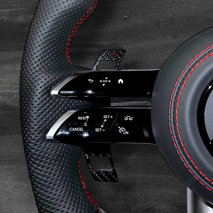 Mercedes AMG Dragonfly Ratt - Carbon & Perforert Skinn m/ LED Skjerm