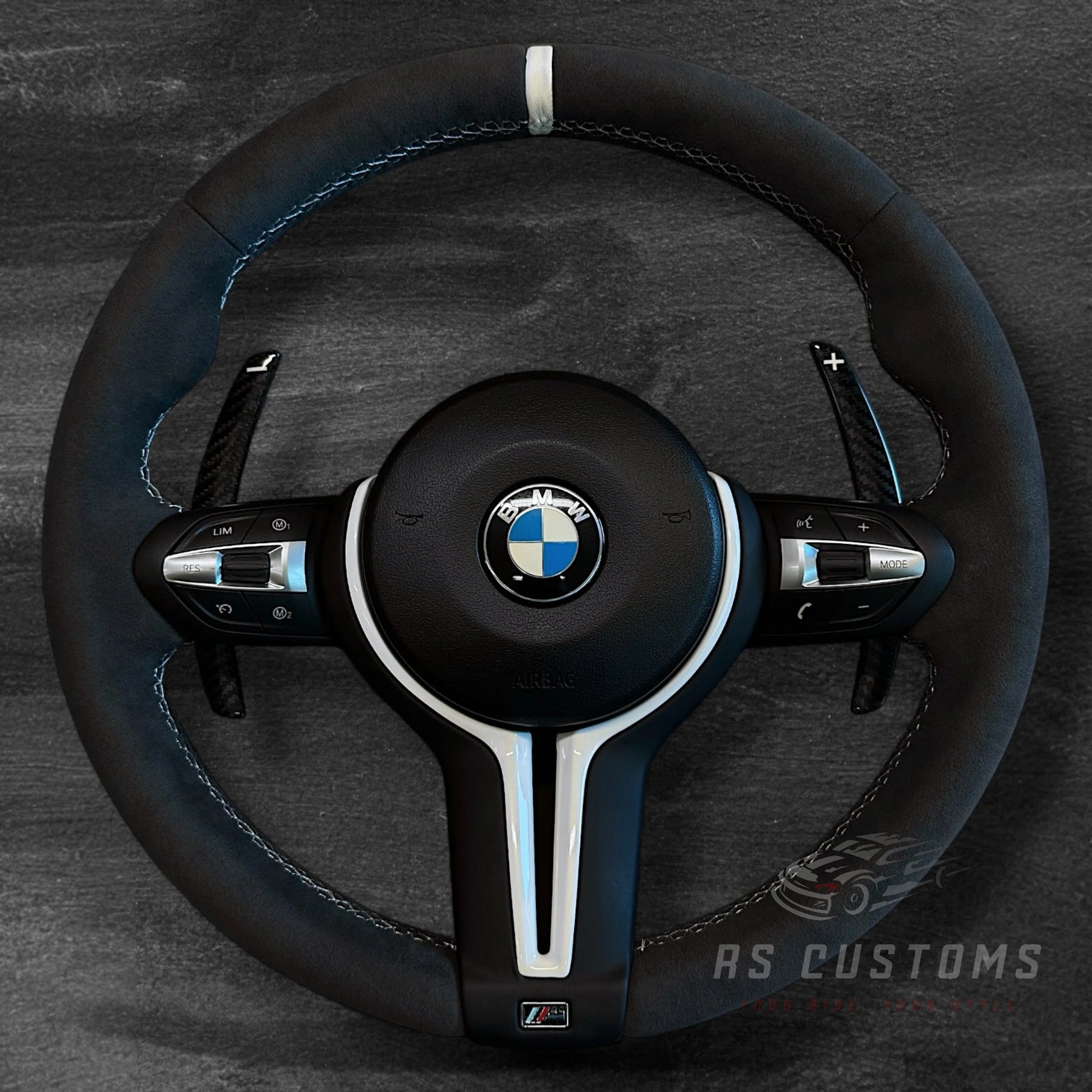 BMW F-Serie Alcantara Ratt m/ Hvite Detaljer