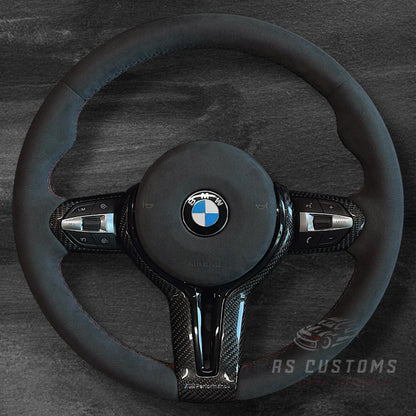 BMW F-Serie Alcantara Ratt m/ Røde Sømmer & Karbon Deksel