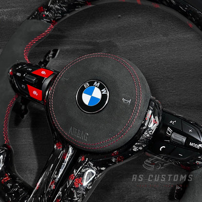 BMW F-Serie Ratt - Forged Carbon med rød flak & Alcantara m/ LED Display