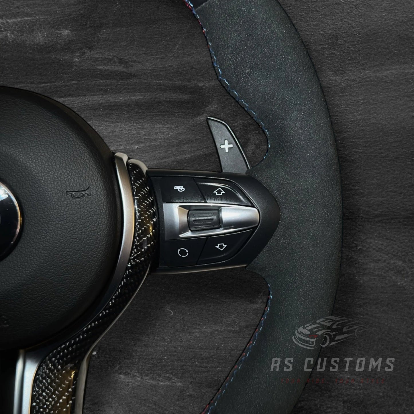 BMW F-Serie Skinn & Alcantara Ratt med Carbon Deksel