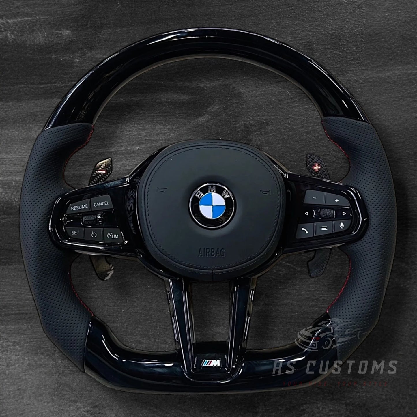 BMW G-Serie Blank Svart / Alcantara Ratt m/ Rød Sømmer