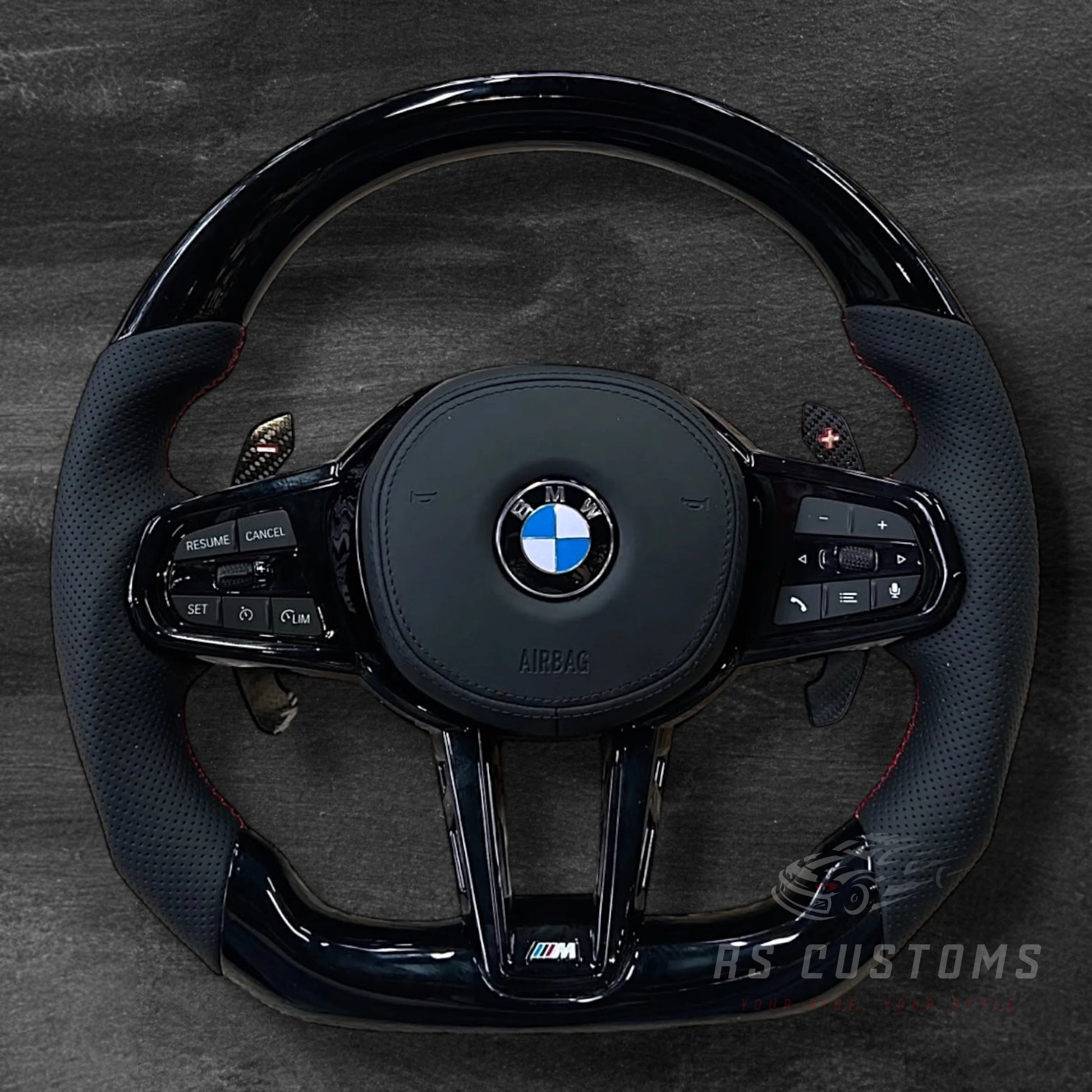 BMW G-Serie Blank Svart / Alcantara Ratt m/ Rød Sømmer