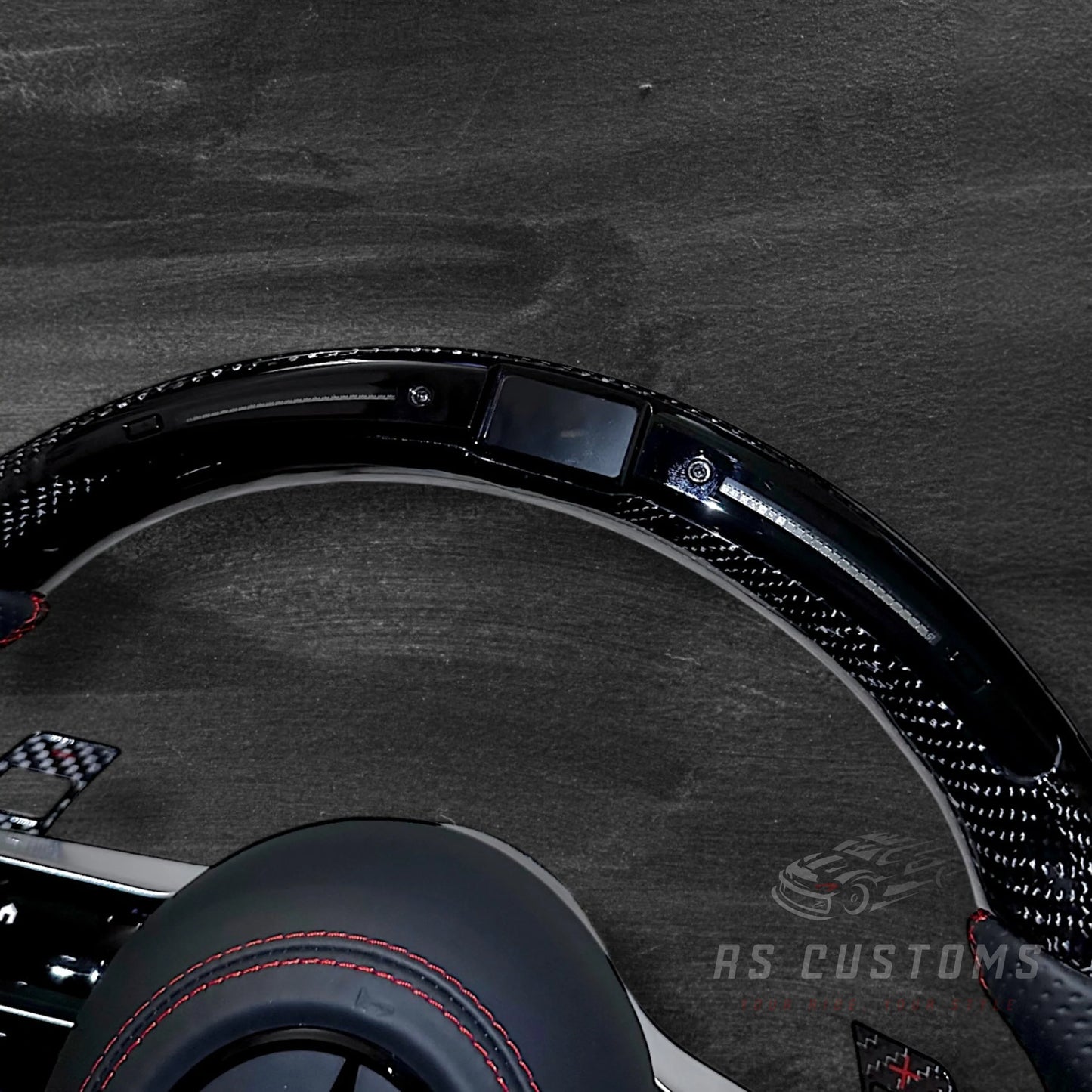 Mercedes AMG Dragonfly Ratt - Carbon & Perforert Skinn m/ LED Skjerm