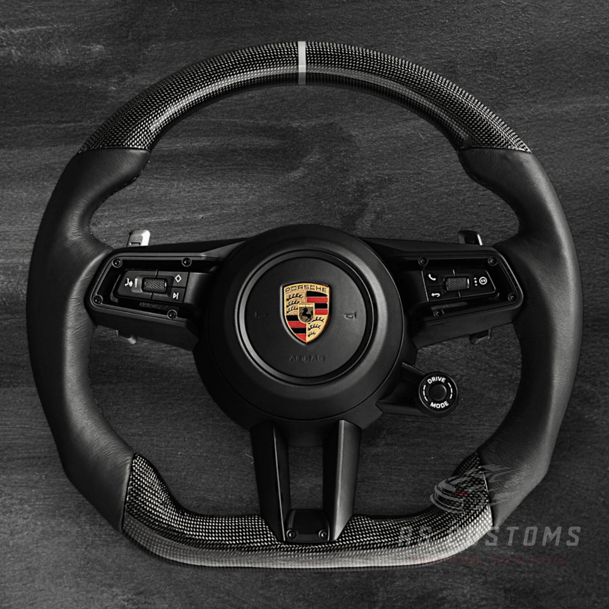 Porsche 2020-2025 Ratt – Plain Carbon Fiber / Skinn