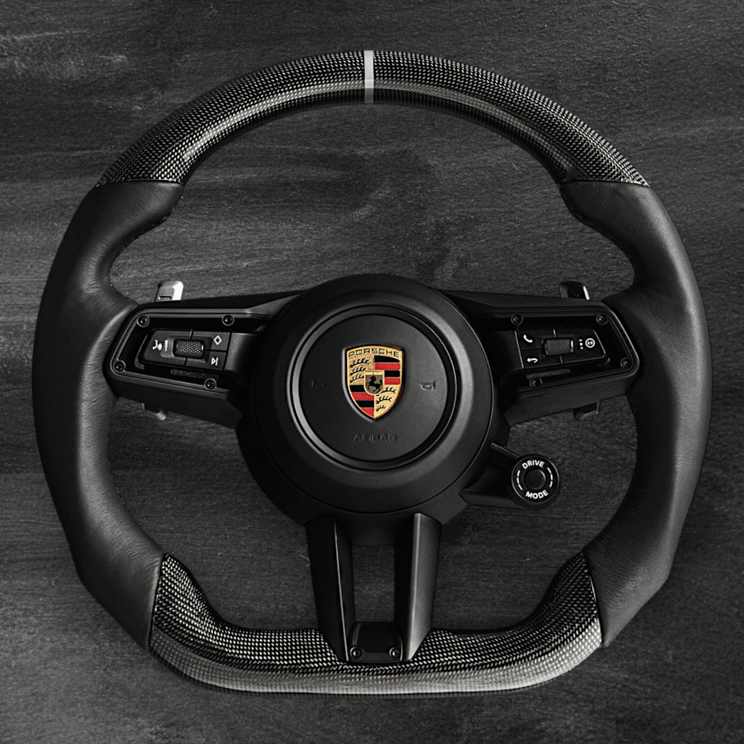Porsche 2020-2025 Ratt – Plain Carbon Fiber / Skinn