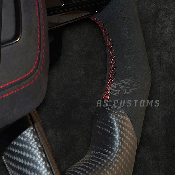 RS Customs Audi e-tron GT RS and RS C8 custom steering wheel with matte carbon fiber, Alcantara grips and optional heating for RS6, RS7, RSQ8 and e-tron models from 2019+.