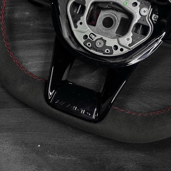 RS Customs Mercedes-AMG custom steering wheel with full Alcantara finish, gloss black trim, multifunction buttons and optional complete airbag assembly for Mercedes-Benz models from 2014+.