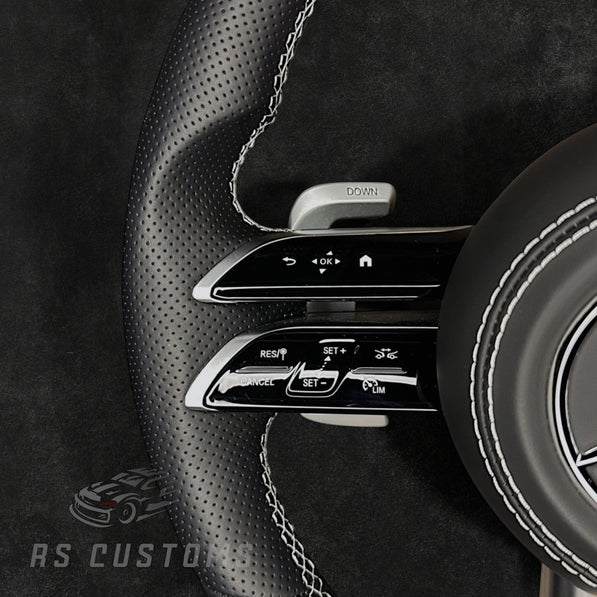 RS Customs Mercedes-AMG Dragonfly custom steering wheel with Nappa leather, perforated leather grips, multifunction buttons and optional full airbag for Mercedes-Benz models from 2014+.