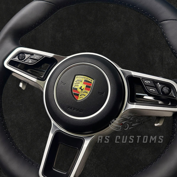 RS Customs Porsche custom steering wheel with full leather OEM-look design for 911, Cayenne, Macan, Panamera, Taycan and 718 models from 2015–2023, with conversion options for older Porsche models.