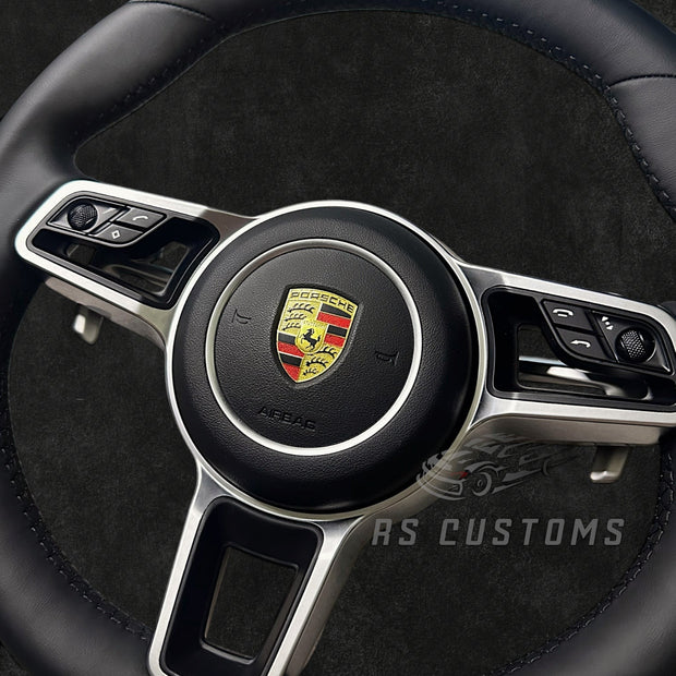 RS Customs Porsche custom steering wheel with full leather OEM-look design for 911, Cayenne, Macan, Panamera, Taycan and 718 models from 2015–2023, with conversion options for older Porsche models.