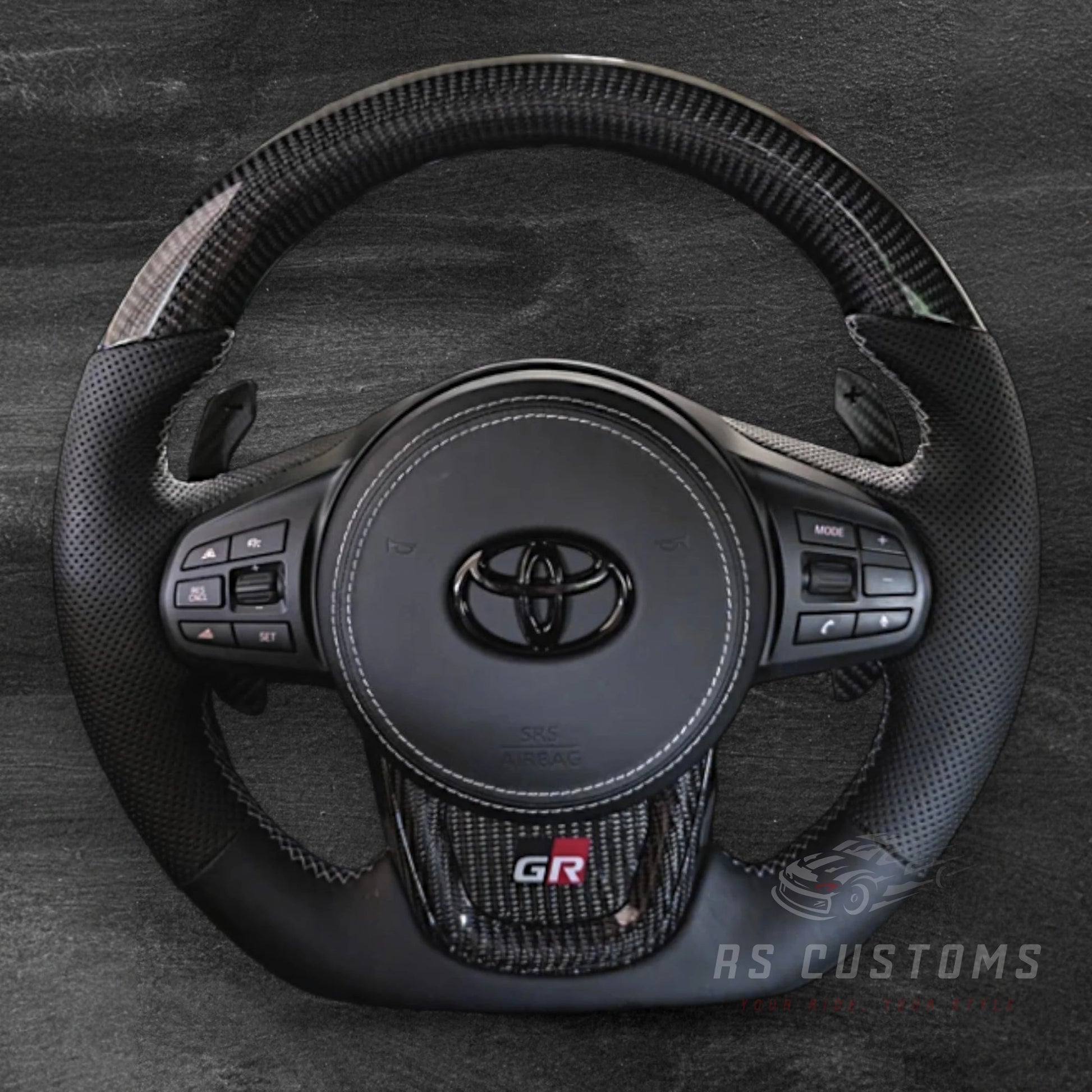 TOYOTA Supra MK5 Carbon / Perforert Skinn Ratt